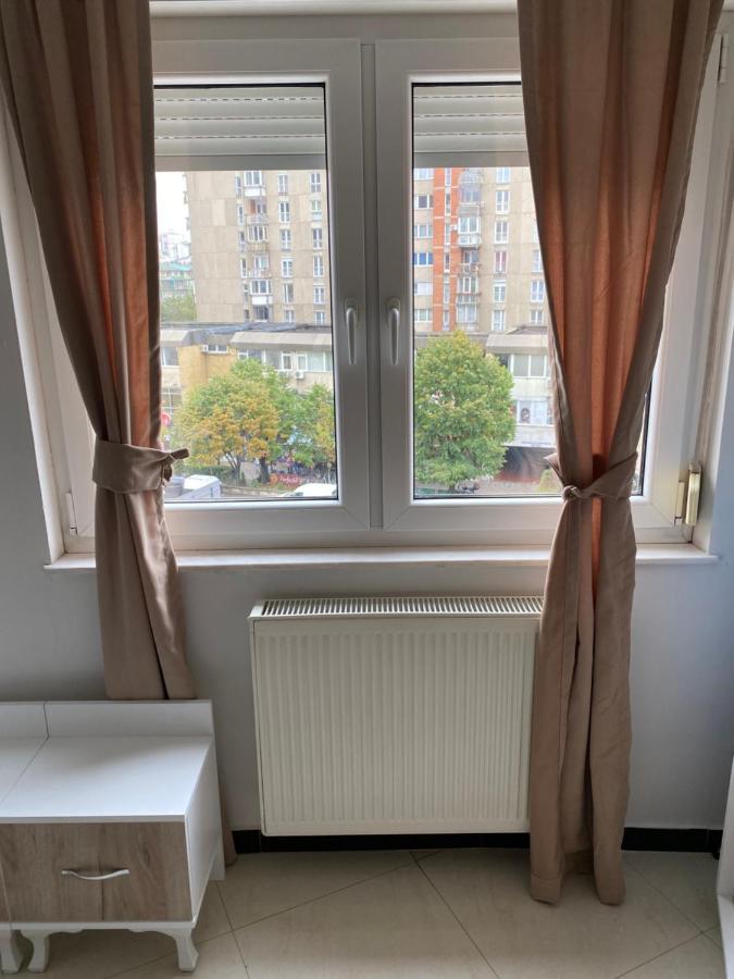 Capital Apartment Prishtina Prishtine Bagian luar foto